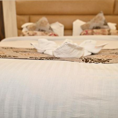 Hotel Shine Star By Tag Your Trip Near Golden Temple Amritsar Exteriör bild